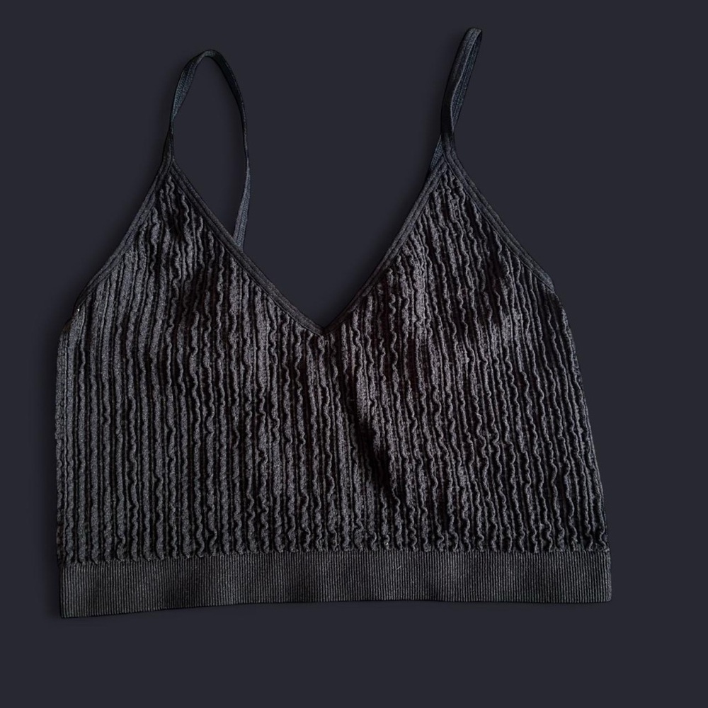Chic Black Textured Bandeau Top